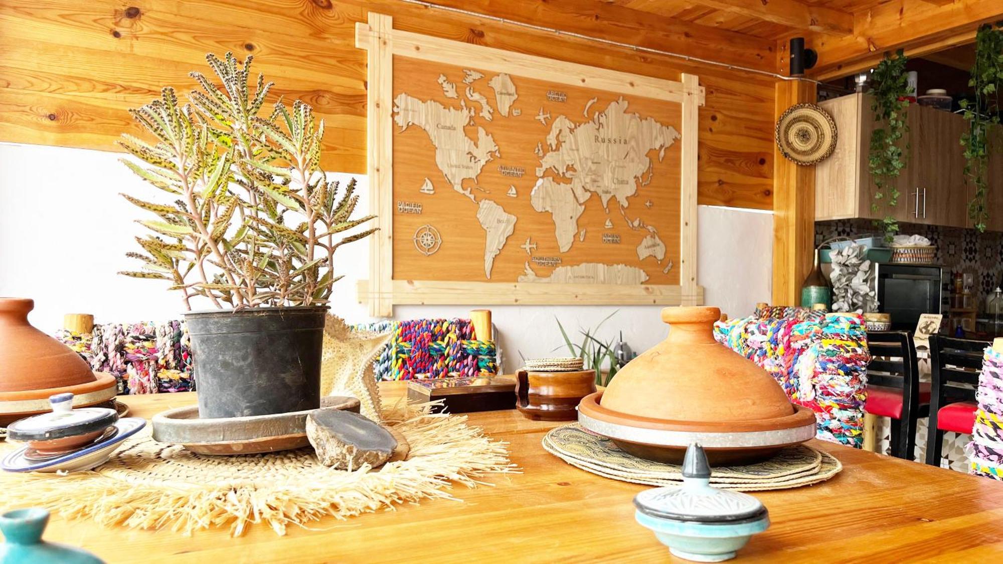 Bed and Breakfast Aourir Waves Surf House Esterno foto